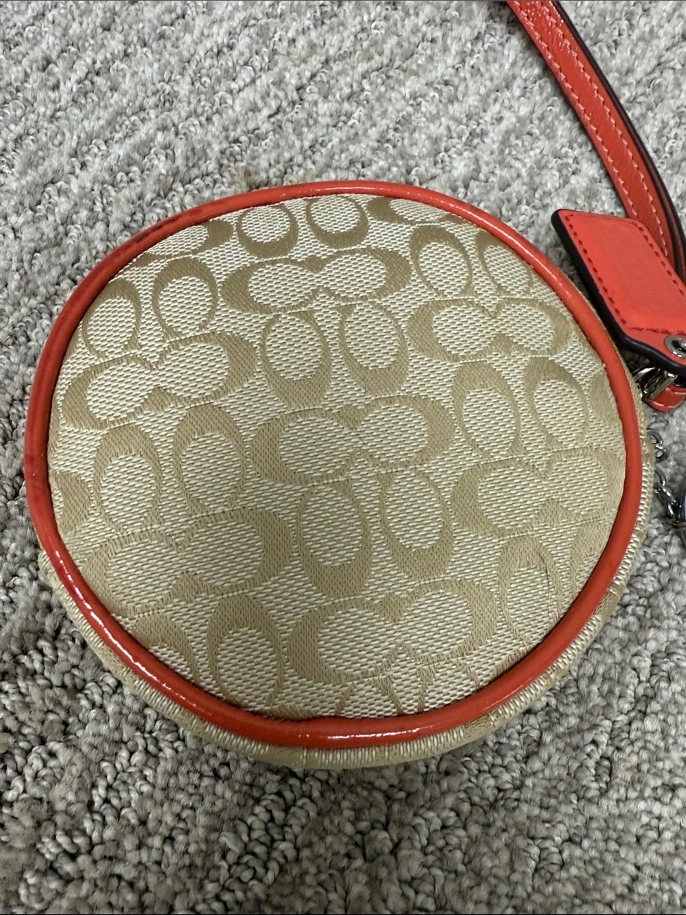 Coach Beige Signature Round Wristlet with Coral Crab 🦀 Appliqué